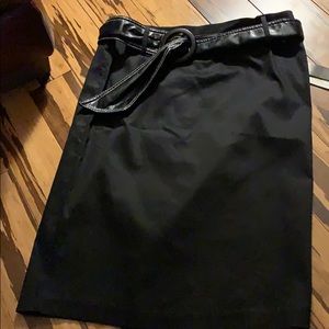 Black ING pencil skirt